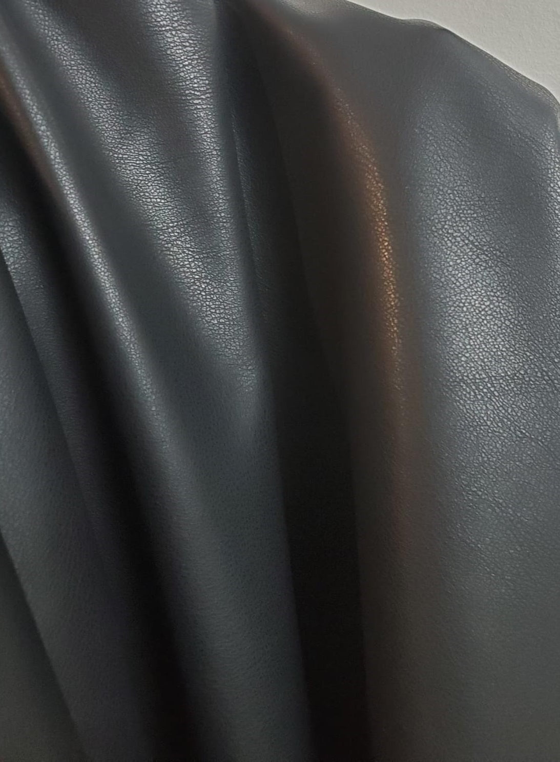 Black Garment Stretch Faux Vegan leather – Veganlthr