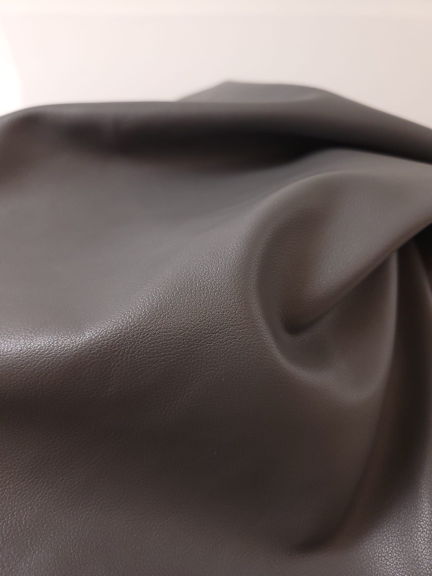  Faux vegan leather by the yard sheets distressed leather fabric for upholstery 30,000 Double Rubs vinyl sheets nappa leather crafts bookbinding books furniture fabrics uphilstery fuax material pu pleather faiux learher cruelty free nappa seat dark gray soft